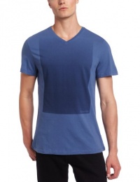 Calvin Klein Sportswear Men's Short Sleeve V-Neck 40S/1 Jersey Graphic Tee