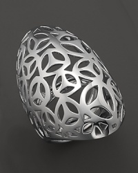 Di MODOLO's open weave ring lends a modern look in a full-finger style. Di MODOLO's open weave ring lends a modern look in a full-finger style.