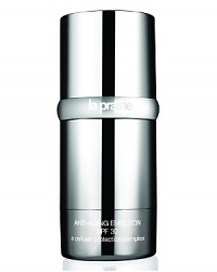 Anti-Aging Emulsion SPF 30 provides a powerful, daily barrier against harmful, aggressive environmental factors and helps to intercept, prevent, repair, rebuild and rehabilitate at every stage and every age. Skin-saving interventions help fight aging where it starts. This anti-aging sun protection option may be used alone or over Anti-Aging Complex.