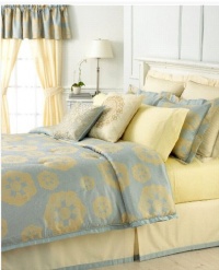 Martha Stewart Collection, Water Garden 24 Piece Queen Well Decorated Bedroom Martha Stewart Collection, Water Garden 24 Piece Queen Well Decorated Bedroom
