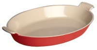 Le Creuset Enameled Cast-Iron 14-1/4-Inch Oval Au Gratin, Cherry Le Creuset Enameled Cast-Iron 14-1/4-Inch Oval Au Gratin, Cherry