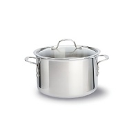 This Tri-Ply Calphalon stock pot features an updated lid design to give lower profile and a cool V stainless steel handle. Classic vessel design, induction capable magnetic stainless steel exterior.