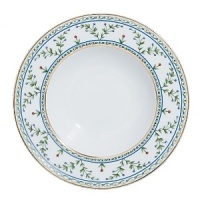 Indulge yourself in color, charm and elegance. A perfect balance of florals and delicate design between borders of gold. Indulge yourself in color, charm and elegance. A perfect balance of florals and delicate design between borders of gold.