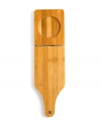 Latin cuisine is never complete without the sweet and savory taste of plantains, and this durable bamboo tostonera creates a delicious pressed plantain with incredible ease. Latin cuisine is never complete without the sweet and savory taste of plantains, and this durable bamboo tostonera creates a delicious pressed plantain with incredible ease.