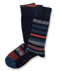 Vary your footwear style with this 3-pack of socks from Kenneth Cole Reaction. Vary your footwear style with this 3-pack of socks from Kenneth Cole Reaction.