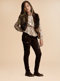 A luxuriously soft suede vest features a stylish shawl collar and tailored details, and is lined in sumptuous Italian shearling for a lavish look.Oversized shawl collarSleevelessSingle button and loop closureItalian shearling liningLeatherDry cleanImportedJewelry shown not sold A luxuriously soft suede vest features a stylish shawl collar and tailored details, and is lined in sumptuous Italian shearling for a lavish look.Oversized shawl collarSleevelessSingle button and loop closureItalian shearling liningLeatherDry cleanImportedJewelry shown not sold