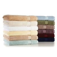 Luxuriously soft in pure Egyptian cotton, with a classic Chevron dobby design, in a sophisticated palette that will brighten up any room. Luxuriously soft in pure Egyptian cotton, with a classic Chevron dobby design, in a sophisticated palette that will brighten up any room.
