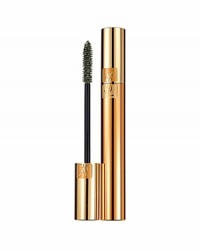 Mascara Voume Effet Faux Cils for a dramatic false lash effect now available in a new limited edition shade No. 19 Graphite Green.This award-winning volumizing mascara achieves a dramatic result in a single stroke. The secret? The triple-film complex. A coating film for intensity, a conditioning film with pro-vitamin B5 and aloe vera for curves and a fixing film with vinyl polymer for long-lasting effectiveness. The brush applicator combines nylon fibers of varying diameters for volume enhancement, as never before. Mascara Voume Effet Faux Cils for a dramatic false lash effect now available in a new limited edition shade No. 19 Graphite Green.This award-winning volumizing mascara achieves a dramatic result in a single stroke. The secret? The triple-film complex. A coating film for intensity, a conditioning film with pro-vitamin B5 and aloe vera for curves and a fixing film with vinyl polymer for long-lasting effectiveness. The brush applicator combines nylon fibers of varying diameters for volume enhancement, as never before.