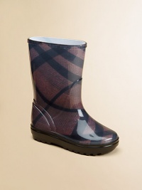 A classic Burberry check transforms this rainy day essential. Pull-on stylePVC upperPadded insolePolyester liningMade in Italy A classic Burberry check transforms this rainy day essential. Pull-on stylePVC upperPadded insolePolyester liningMade in Italy