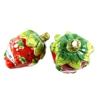 Strawberry Suite Tabletop Salt & Pepper Shaker Set Strawberry Suite Tabletop Salt & Pepper Shaker Set