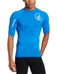 Volcom Men's Solid Short Sleeve Thrash Guard Volcom Men's Solid Short Sleeve Thrash Guard