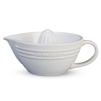 Put fresh, healthy citrus juice at your fingertips. Traditionally shaped with a convenient handle and spout, this juicer is designed to make it easy to squeeze, pour and clean. Put fresh, healthy citrus juice at your fingertips. Traditionally shaped with a convenient handle and spout, this juicer is designed to make it easy to squeeze, pour and clean.