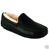 UGG Australia Men's Ascot Leather Slippers,Black,11 US