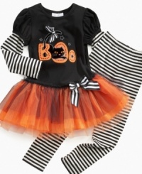 Trick or treat? This Halloween dress and leggings set from Bonnie Jean combines a sneaky cat with a sweet style for a look she'll love. (Clearance) Trick or treat? This Halloween dress and leggings set from Bonnie Jean combines a sneaky cat with a sweet style for a look she'll love. (Clearance)