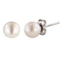 Freshwater Cultured A Quality 6.5-7mm Pearl Earrings Freshwater Cultured A Quality 6.5-7mm Pearl Earrings