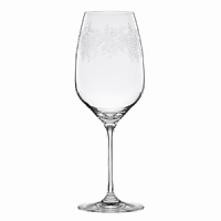 Inspired by the floral detailing that often accents Marchesa gowns, this delicate stemware is elegant and full of grace. Inspired by the floral detailing that often accents Marchesa gowns, this delicate stemware is elegant and full of grace.