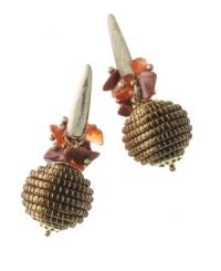 Through the use of indigenous fiber materials like buri and organic golden grass, found only in Brasil, Art da Terra creates handcrafted costume and fashion jewelry and handbags. The technique of intertwining golden grass, natural fibers and textiles into intricate designs by hand adds distinctive character to Art da Terra's creations. Own a piece of Brasil with these exotic earrings made from golden straw found in the Amazon. Discover Brasil. The bold colors. The exotic scents. The sensual textures. The natural sensations. Only at Macy's. Through the use of indigenous fiber materials like buri and organic golden grass, found only in Brasil, Art da Terra creates handcrafted costume and fashion jewelry and handbags. The technique of intertwining golden grass, natural fibers and textiles into intricate designs by hand adds distinctive character to Art da Terra's creations. Own a piece of Brasil with these exotic earrings made from golden straw found in the Amazon. Discover Brasil. The bold colors. The exotic scents. The sensual textures. The natural sensations. Only at Macy's.
