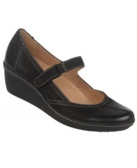 A cute Mary Jane strap puts a girly spin on Naturalizer's Glamor wedges. Made with N5 Comfort System technology, they also feature removable footbeds. A cute Mary Jane strap puts a girly spin on Naturalizer's Glamor wedges. Made with N5 Comfort System technology, they also feature removable footbeds.