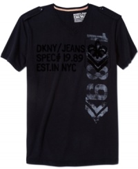 Get established. Start building the basics in style with this graphic t-shirt from DKNY Jeans. Get established. Start building the basics in style with this graphic t-shirt from DKNY Jeans.