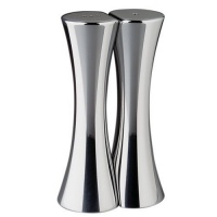 Nambé Kissing Salt & Pepper Shakers Nambé Kissing Salt & Pepper Shakers