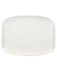 With a soft rectangular shape and modern coupe rim, this salad plate elegantly serves any salad or starter. Customize your own table arrangement with other pieces from the sleek Urban Nature collection from Villeroy & Boch. With a soft rectangular shape and modern coupe rim, this salad plate elegantly serves any salad or starter. Customize your own table arrangement with other pieces from the sleek Urban Nature collection from Villeroy & Boch.