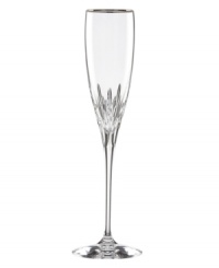 With glistening bands and flame-inspired cuts in sheer crystal, the Firelight Platinum Signature flute sets special occasions apart. With glistening bands and flame-inspired cuts in sheer crystal, the Firelight Platinum Signature flute sets special occasions apart.