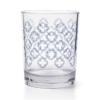 Sip your favorite cocktail or a refreshing glass of lemonade on the back porch while listening to your favorite tunes with this smart glass from Q Squared. Sip your favorite cocktail or a refreshing glass of lemonade on the back porch while listening to your favorite tunes with this smart glass from Q Squared.