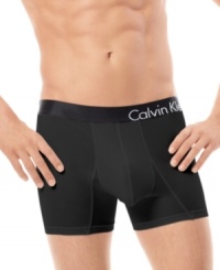 With a body-defining fit and in light weight breathable cotton, these boxer briefs from Calvin Klein separate themselves from the pack. With a body-defining fit and in light weight breathable cotton, these boxer briefs from Calvin Klein separate themselves from the pack.