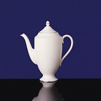 Subtle elegance rimmed in gleaming platinum; mix and match with colorful chargers for a dramatic statement. Bone China. Made in England. Subtle elegance rimmed in gleaming platinum; mix and match with colorful chargers for a dramatic statement. Bone China. Made in England.