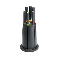 Keep kitchen knives easily within reach with this swiveling carousel from Joseph Joseph. Detailed with a non-slip rubber base, it features universal magnetic knife slots to hold knives securely in place.