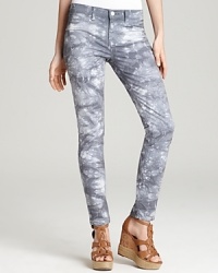 Emboldened by a tie-dye print, these J Brand skinny twill jeans are sure to boldly punctuate every look. Emboldened by a tie-dye print, these J Brand skinny twill jeans are sure to boldly punctuate every look.
