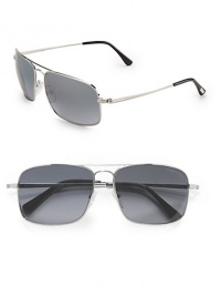 THE LOOKNavigator shapeMetal frames Brow barLogo etched on lensLogo accented end-pieces UV protective Signature case includedORIGINMade in Italy THE LOOKNavigator shapeMetal frames Brow barLogo etched on lensLogo accented end-pieces UV protective Signature case includedORIGINMade in Italy