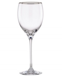 The epitome of elegance, this Lenox wine glass glistens in simply stunning crystal trimmed with polished platinum. The epitome of elegance, this Lenox wine glass glistens in simply stunning crystal trimmed with polished platinum.