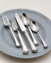 The Reed & Barton Manor House flatware collection offers a stately and graceful design suitable for quiet inn on the English countryside -- and your own dining room. Includes a tablespoon, pierced tablespoon, butter knife and sugar spoon. The Reed & Barton Manor House flatware collection offers a stately and graceful design suitable for quiet inn on the English countryside -- and your own dining room. Includes a tablespoon, pierced tablespoon, butter knife and sugar spoon.