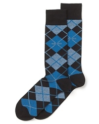 This classic argyle sock features cool blue hues and the HUGO BOSS signature logo.