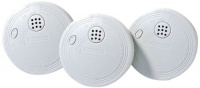 Universal Security Instruments SS-776-CAN-3 Battery Powered Ionization Smoke and Fire Alarms with Silence Feature, 3-Pack Universal Security Instruments SS-776-CAN-3 Battery Powered Ionization Smoke and Fire Alarms with Silence Feature, 3-Pack