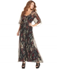 MM Couture mixes a printed chiffon fabric with a flowing maxi silhouette for a match made in style heaven. Pair with platforms for a feminine look, or try it with booties for more edge.