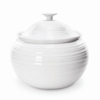 Sophie Conran by Portmeirion Large 8-1/2-Pint Casserole, White Sophie Conran by Portmeirion Large 8-1/2-Pint Casserole, White
