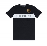Tommy Hilfiger Men Big Horizontal Logo Short Sleeve T-shirt Tommy Hilfiger Men Big Horizontal Logo Short Sleeve T-shirt