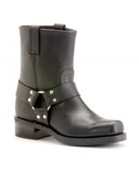 You can't be ignored in this pair of men's boots from Frye. Offering a gritty, masculine style, these motorcycle-inspired boots for men get your whole casual wardrobe into the right gear. You can't be ignored in this pair of men's boots from Frye. Offering a gritty, masculine style, these motorcycle-inspired boots for men get your whole casual wardrobe into the right gear.
