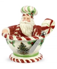 Christmas couldn't be sweeter with a Christmas Tree Peppermint bowl pairing Spode's iconic holiday pattern with festive candy stripes. Santa sits inside to greet guests as they indulge in honey, chocolate and any number of spreadable treats.