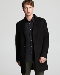 A longer silhouette gives your look unique appeal and fits effortlessly into your wardrobe. A longer silhouette gives your look unique appeal and fits effortlessly into your wardrobe.