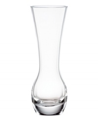 Just calling for a couple of cheerful sweet peas, this flared Lenox Garden bud vase brings the freshness of the garden to your living room. Beautiful for any space and shade of bouquet in luminous glass. Just calling for a couple of cheerful sweet peas, this flared Lenox Garden bud vase brings the freshness of the garden to your living room. Beautiful for any space and shade of bouquet in luminous glass.