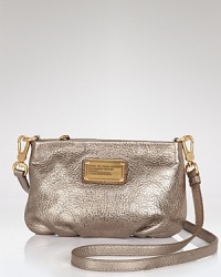 Shimmering leather takes the classic crossbody from daytime ease to nighttime drama. From MARC BY MARC JACOBS.