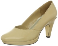 Bella Vita Women's Beta Platform Pump Bella Vita Women's Beta Platform Pump