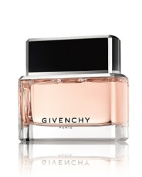 A fantasy flower. The first fragrance developed under the creative direction of Riccardo Tisci, Dahlia Noir embodies the mysterious, singular radiance of a woman's graceful power. Dahlia Noir is both feminine and sensual thanks to its floral and powdery facets, but also powerful and captivating with its woody base notes. A Couture fragrance all in pure lines, a return to supreme luxury. The quintessence of the Givenchy Style. A fantasy flower. The first fragrance developed under the creative direction of Riccardo Tisci, Dahlia Noir embodies the mysterious, singular radiance of a woman's graceful power. Dahlia Noir is both feminine and sensual thanks to its floral and powdery facets, but also powerful and captivating with its woody base notes. A Couture fragrance all in pure lines, a return to supreme luxury. The quintessence of the Givenchy Style.