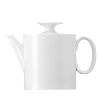Equally appropriate for every day occasions and festive gatherings, Medaillon features clean, simple lines that are modern yet timeless. Equally appropriate for every day occasions and festive gatherings, Medaillon features clean, simple lines that are modern yet timeless.
