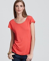 This Michael Stars color-pop tee drapes dreamily on the body for chic off-duty style. This Michael Stars color-pop tee drapes dreamily on the body for chic off-duty style.
