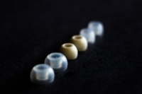 3 Sizes (L M S) Original OEM Samsung Replacement Earbuds Tips Ear Gels Bud Cushions for Samsung Galaxy S3 / SIII Stereo Headset 3 Sizes (L M S) Original OEM Samsung Replacement Earbuds Tips Ear Gels Bud Cushions for Samsung Galaxy S3 / SIII Stereo Headset