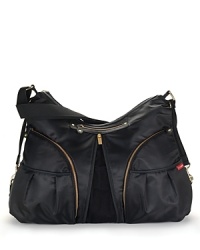 Versa is the high style diaper bag that keeps up with you and baby through errands, playdates, work and even the gym! Two insulated front pockets are roomy enough to store baby's bottles, sippy cups and food. Nine more pockets easily organize diapers, toys, clothes and all of your personal items. Versa is the high style diaper bag that keeps up with you and baby through errands, playdates, work and even the gym! Two insulated front pockets are roomy enough to store baby's bottles, sippy cups and food. Nine more pockets easily organize diapers, toys, clothes and all of your personal items.
